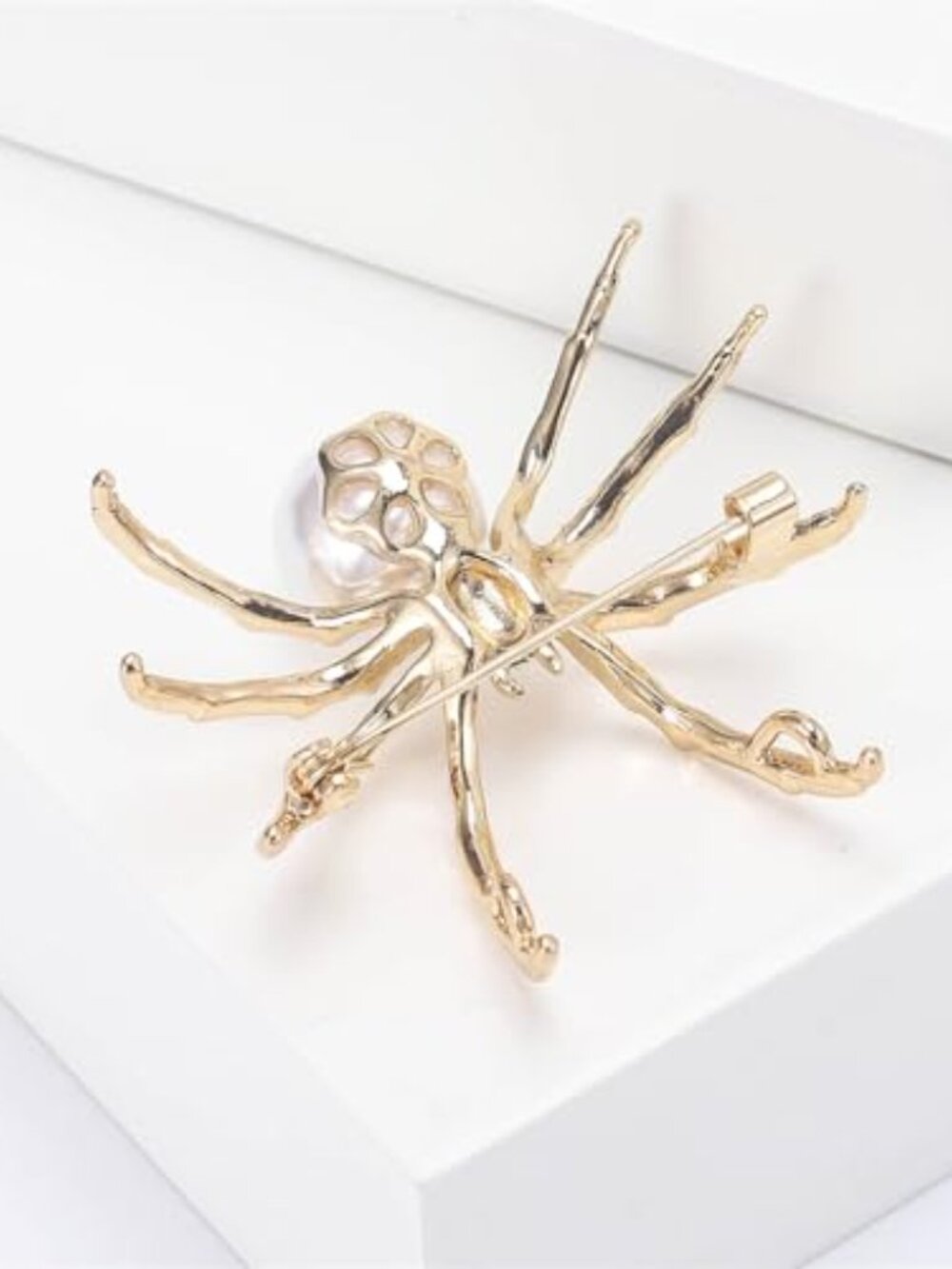 New - Spider Brooch Pins for Men Women Witch Jewelry Halloween Pin Accessories - Picture 2 of 2